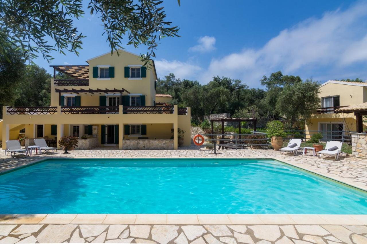 Villa Elaia Suites & Apartments No.7 Гайос Екстериор снимка