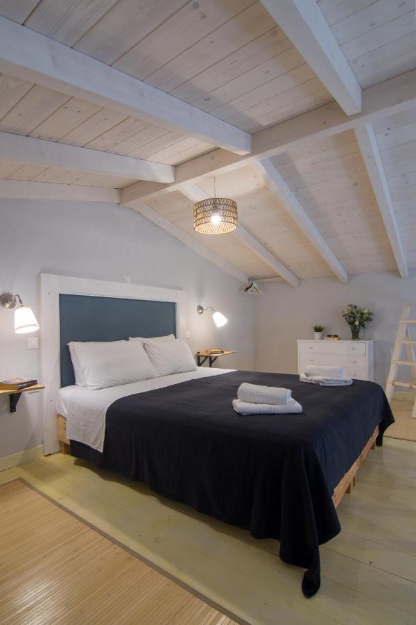 Villa Elaia Suites & Apartments No.7 Гайос Екстериор снимка