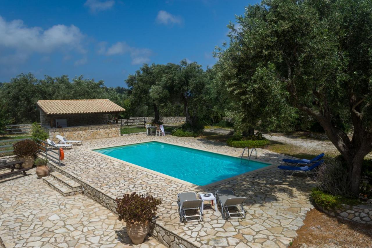 Villa Elaia Suites & Apartments No.7 Гайос Екстериор снимка