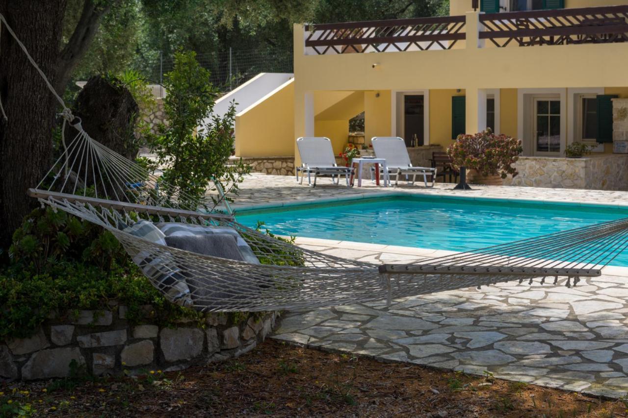Villa Elaia Suites & Apartments No.7 Гайос Екстериор снимка