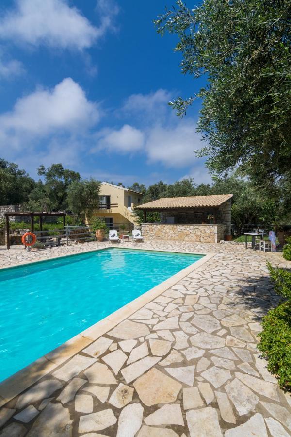 Villa Elaia Suites & Apartments No.7 Гайос Екстериор снимка