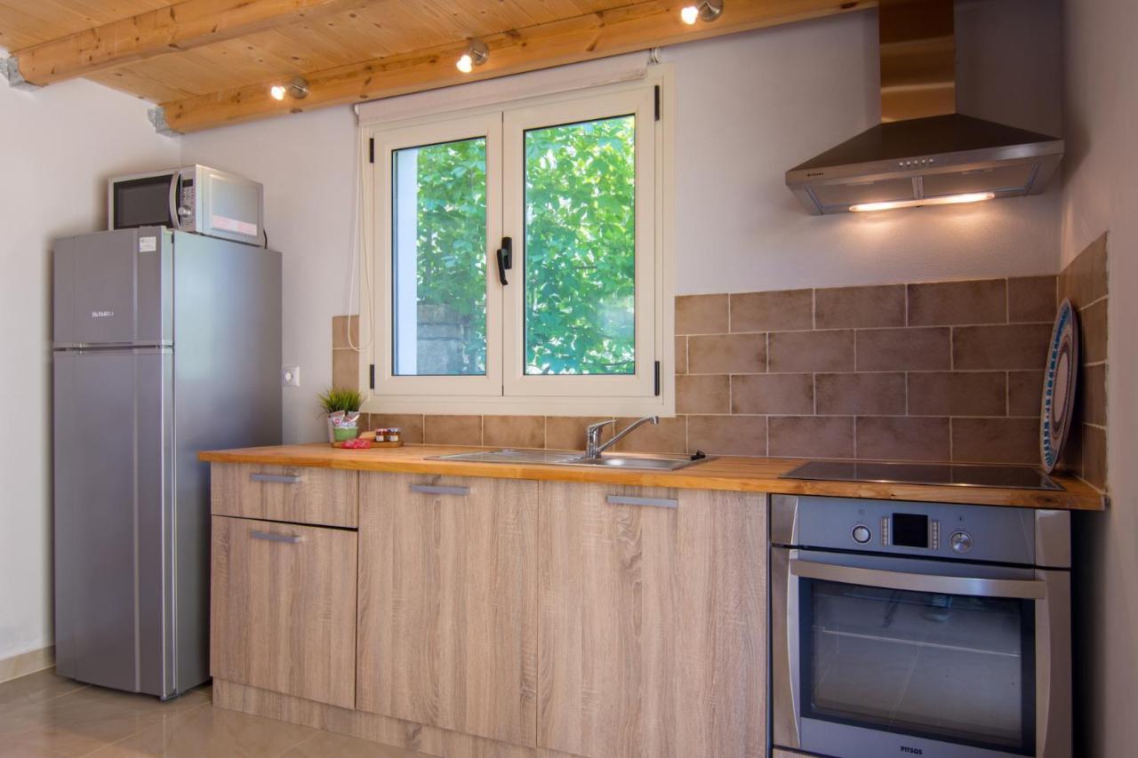 Villa Elaia Suites & Apartments No.7 Гайос Екстериор снимка