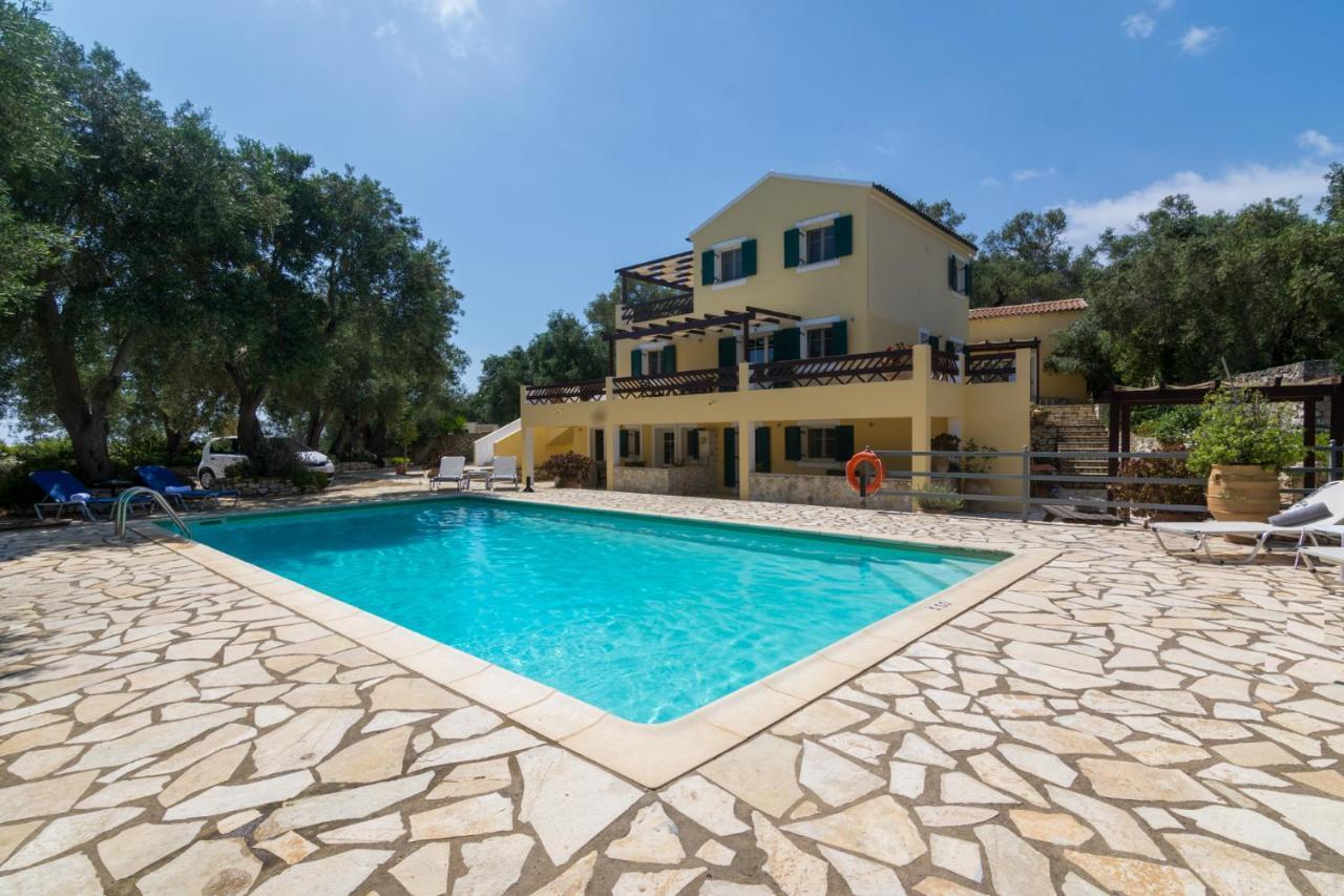 Villa Elaia Suites & Apartments No.7 Гайос Екстериор снимка