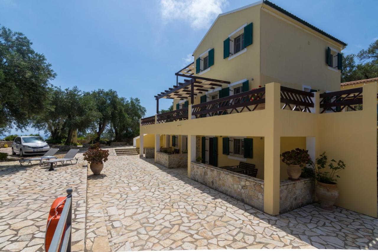 Villa Elaia Suites & Apartments No.7 Гайос Екстериор снимка