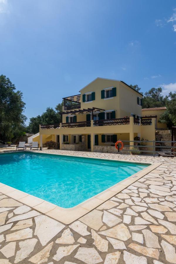 Villa Elaia Suites & Apartments No.7 Гайос Екстериор снимка