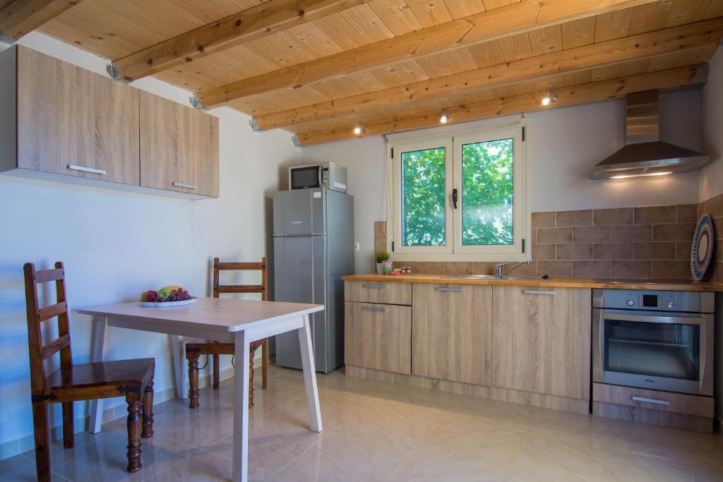 Villa Elaia Suites & Apartments No.7 Гайос Екстериор снимка